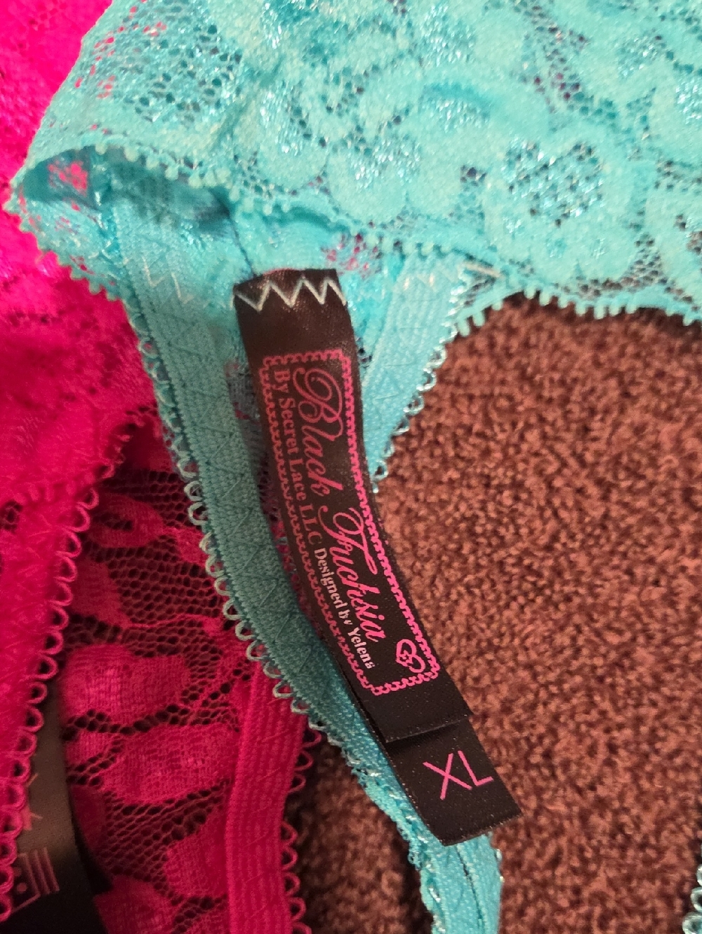 Lot Of 6 NWT BLACK FUCHSIA XL Lace Low Rise Thongs - Picture 9 of 9